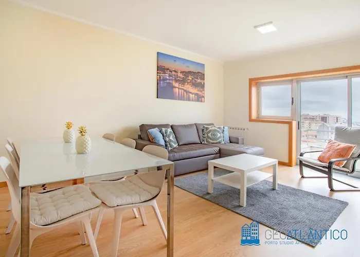 Gaia Panoramic Terrace - D. Pedro V Apartamento *